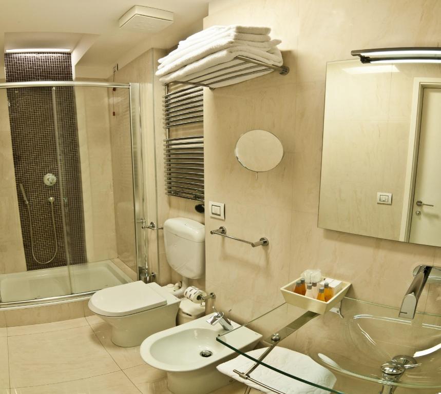 Town House Cavour Panzió Reggio di Calabria Kültér fotó