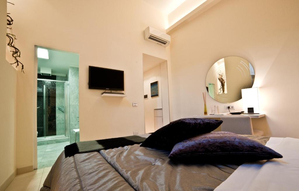 Town House Cavour Panzió Reggio di Calabria Szoba fotó